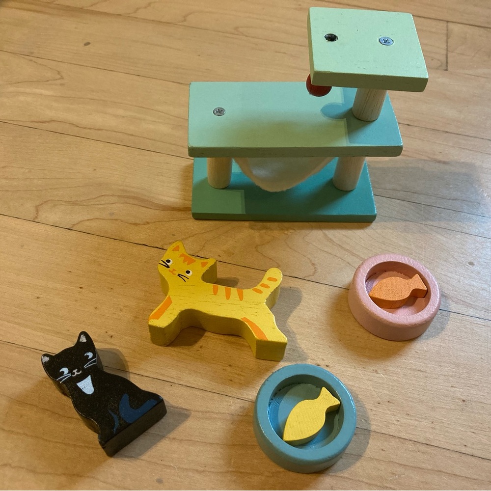 Wooden Cat Playset Toy - Pastel Green and Multi-Color